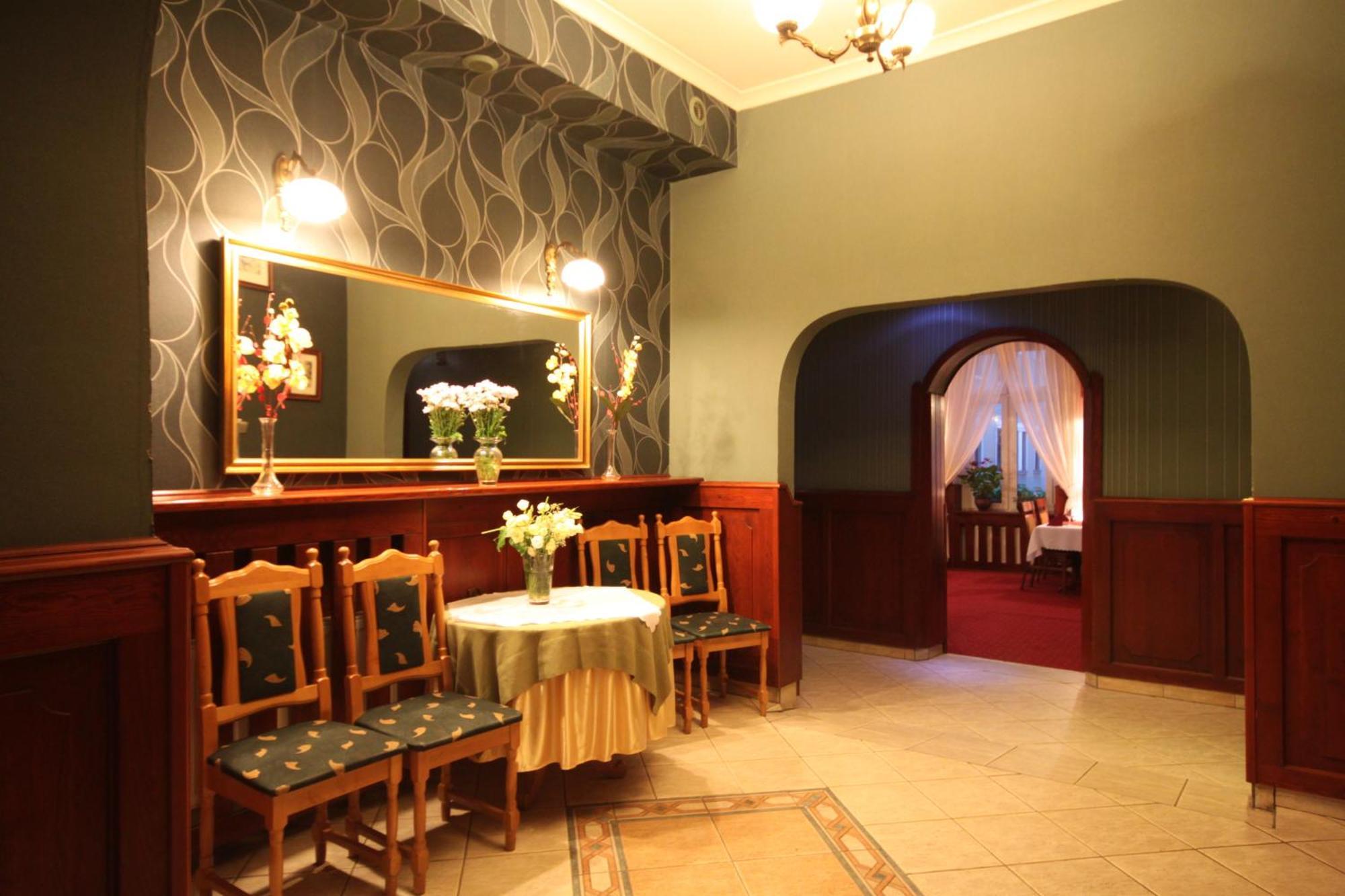 Hotel Atena Słupsk Kültér fotó