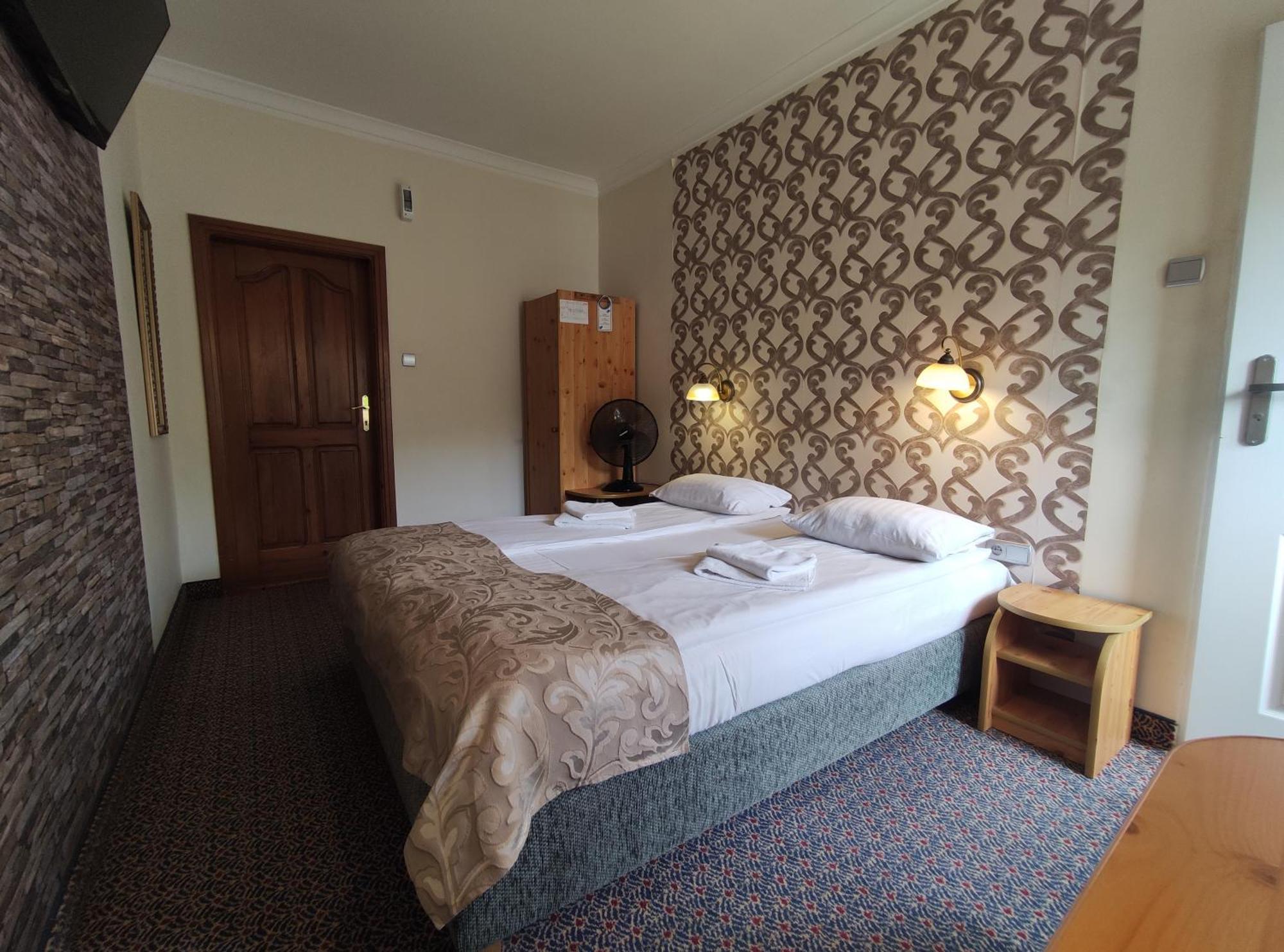Hotel Atena Słupsk Kültér fotó