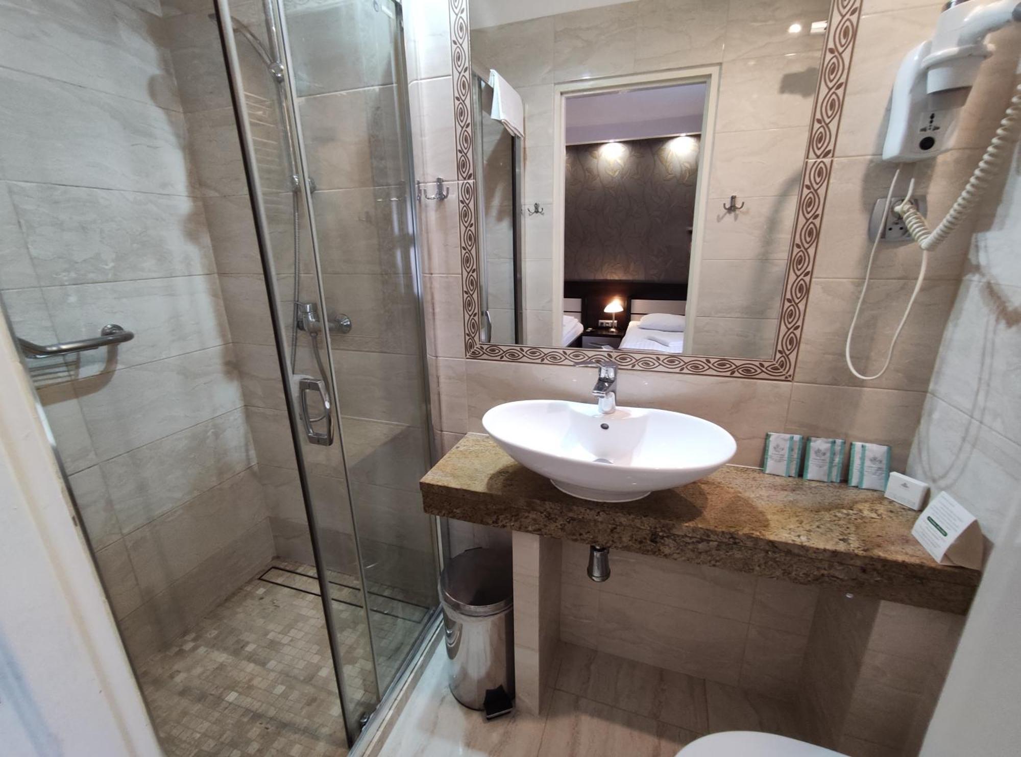 Hotel Atena Słupsk Kültér fotó