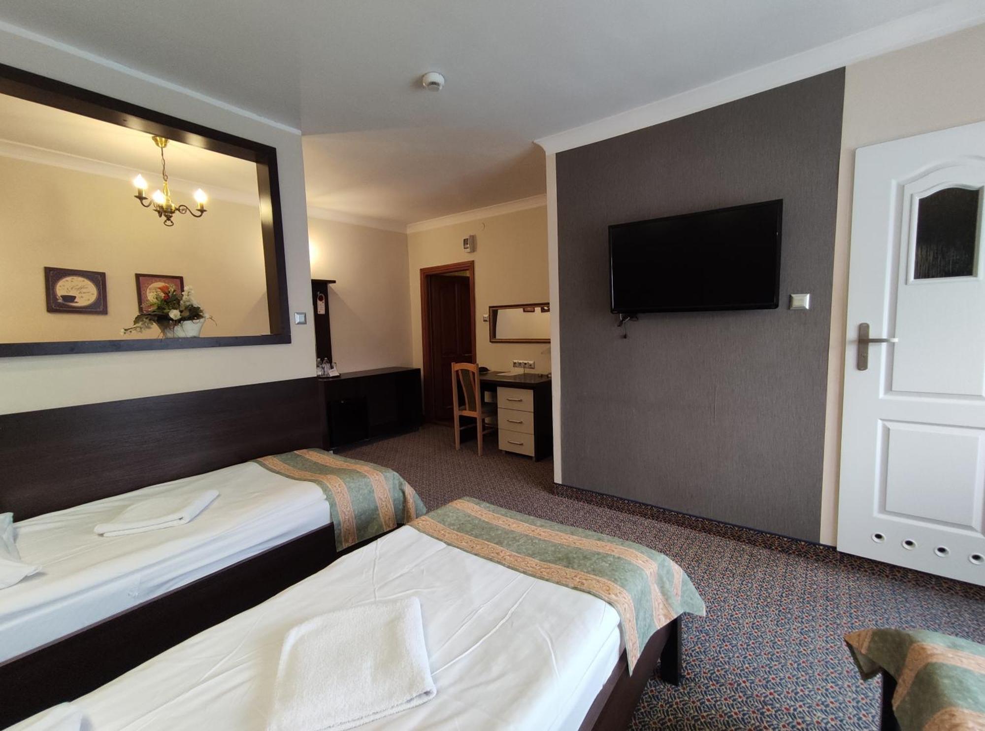Hotel Atena Słupsk Kültér fotó