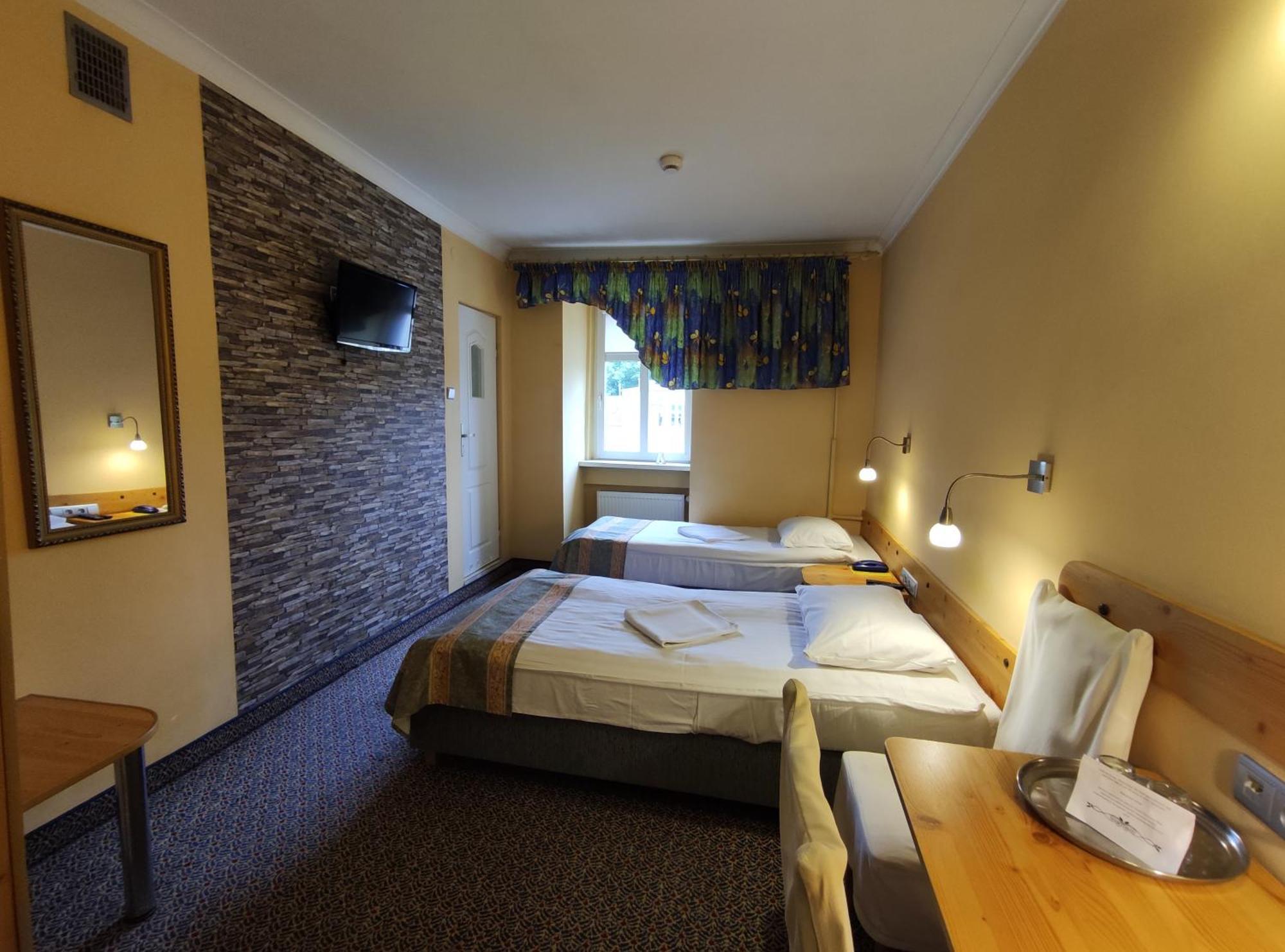 Hotel Atena Słupsk Kültér fotó