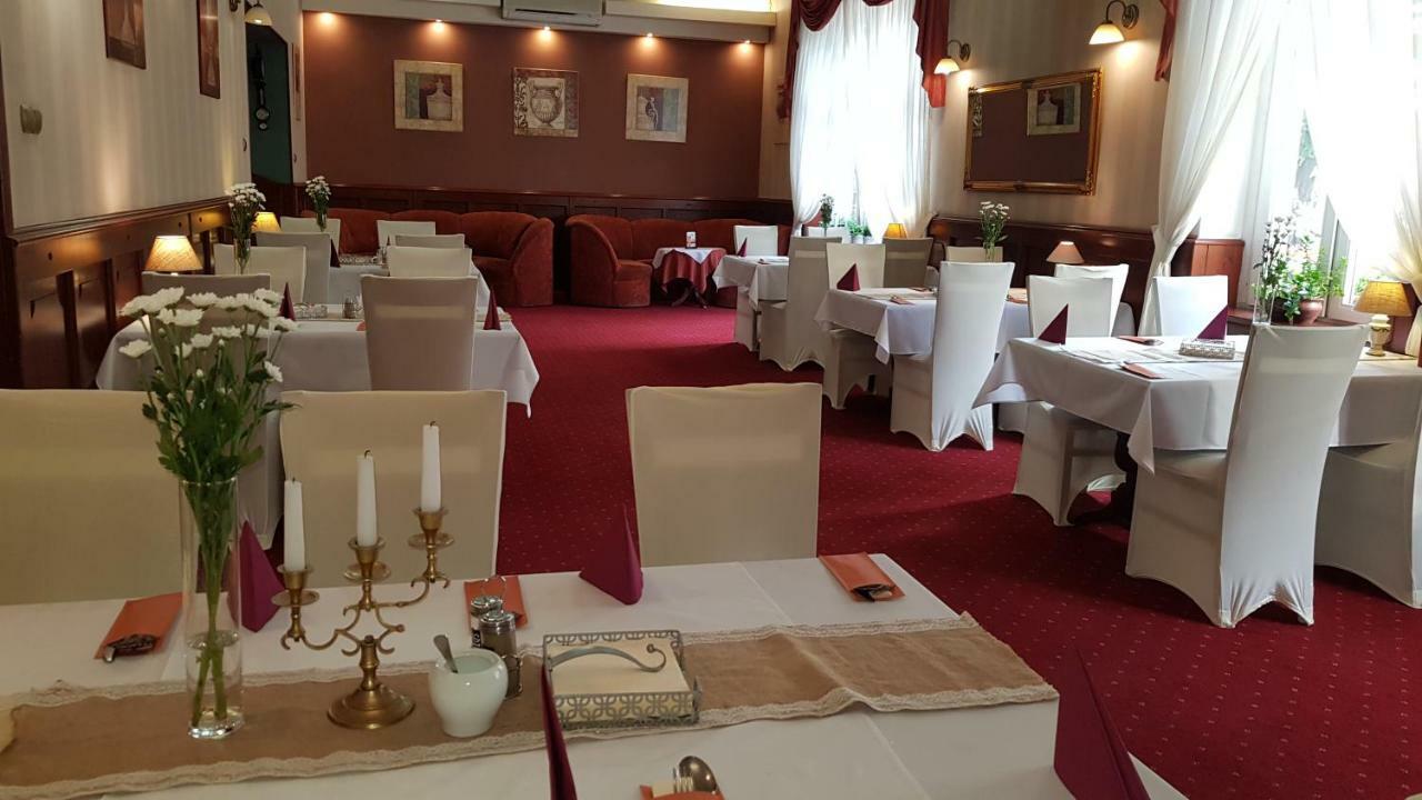 Hotel Atena Słupsk Kültér fotó